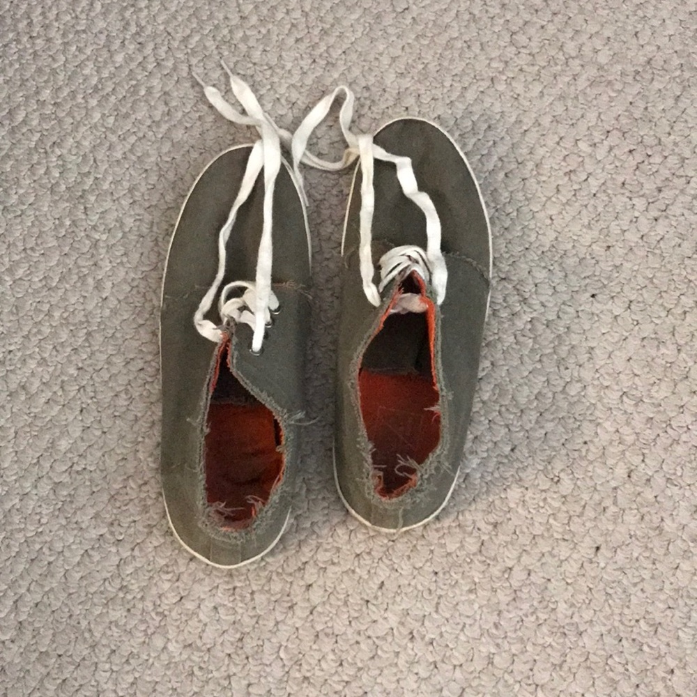 H&M light shoes